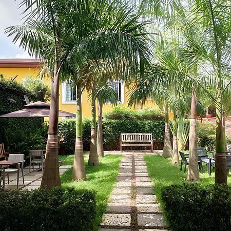 Riad Prince Louis Yaounde Exterior photo